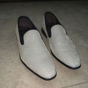 Dress shoes with a nice sparkle. Size 11 men’s